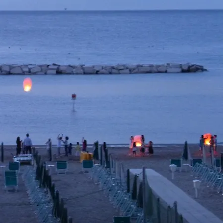 Отель International 3*