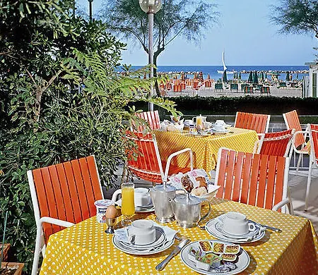 Hotel International 3*