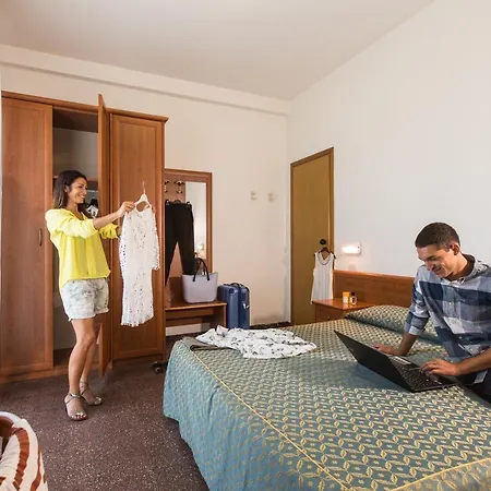 Hotel International 3*