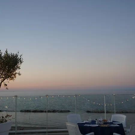 Hotel International 3*