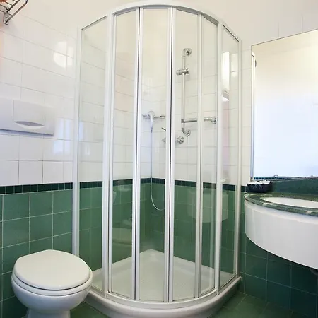 International מלון גביצ'ה מארה