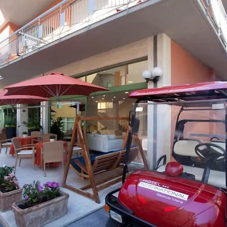 מלון International 3*