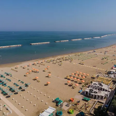 Ξενοδοχείο International